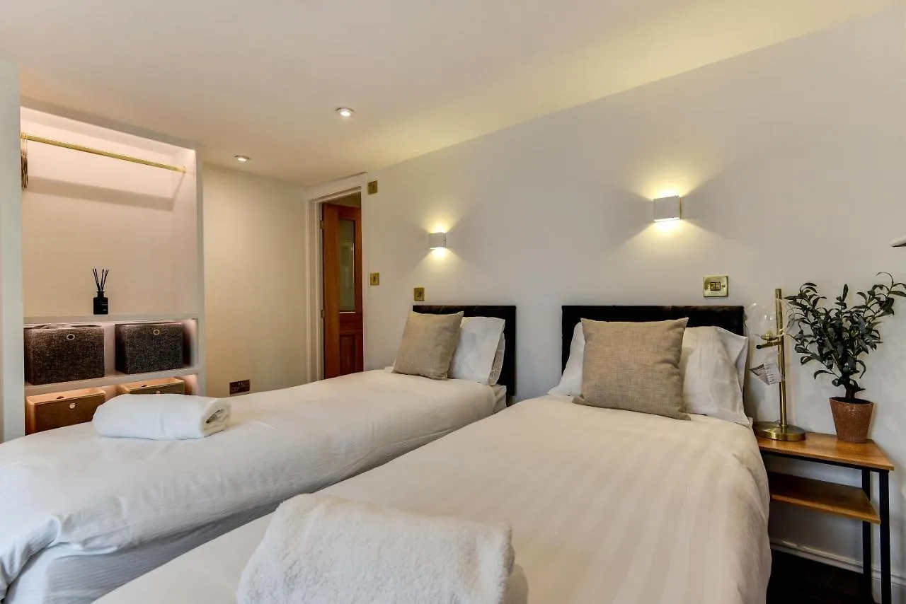 Ideal Weekly, Monthly Stay, 2Ensuites Brighton